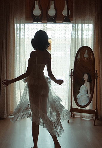 沉寂-小布丁 Crystal